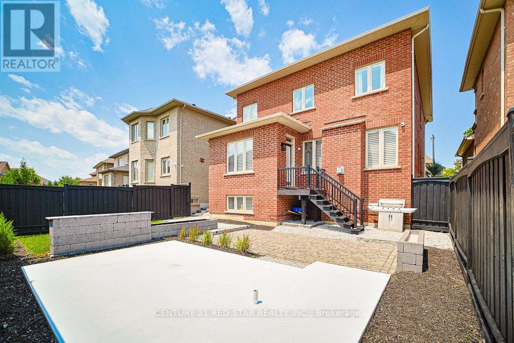 35 Stanton Avenue, Vaughan, Ontario  L4H 0V5 - Photo 41 - N12475829