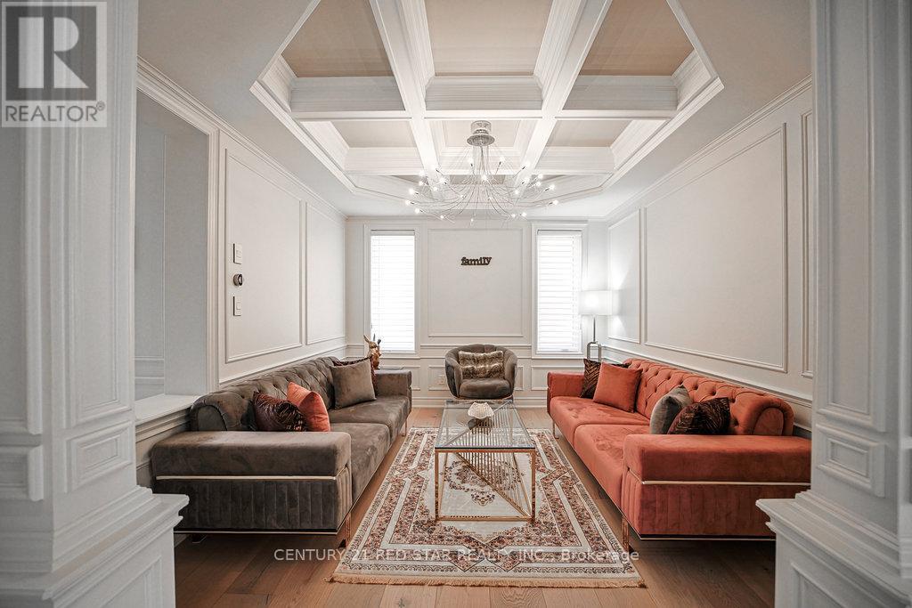 35 Stanton Avenue, Vaughan, Ontario  L4H 0V5 - Photo 8 - N12475829