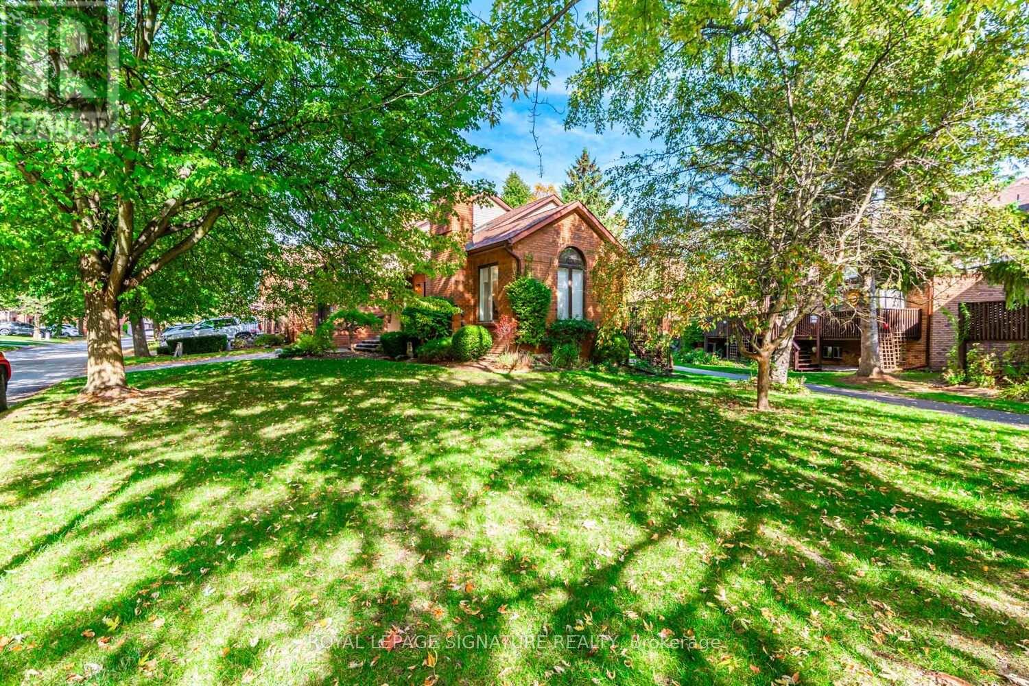 25 Riverview Road, New Tecumseth, Ontario  L9R 1R9 - Photo 1 - N12475840