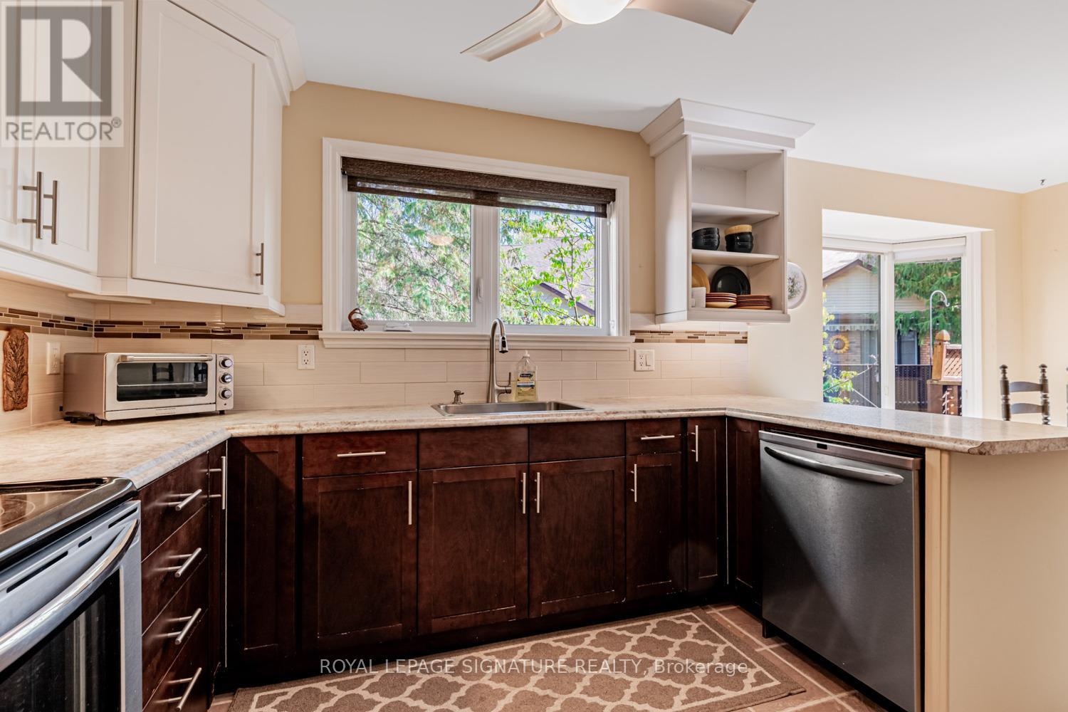 25 Riverview Road, New Tecumseth, Ontario  L9R 1R9 - Photo 13 - N12475840