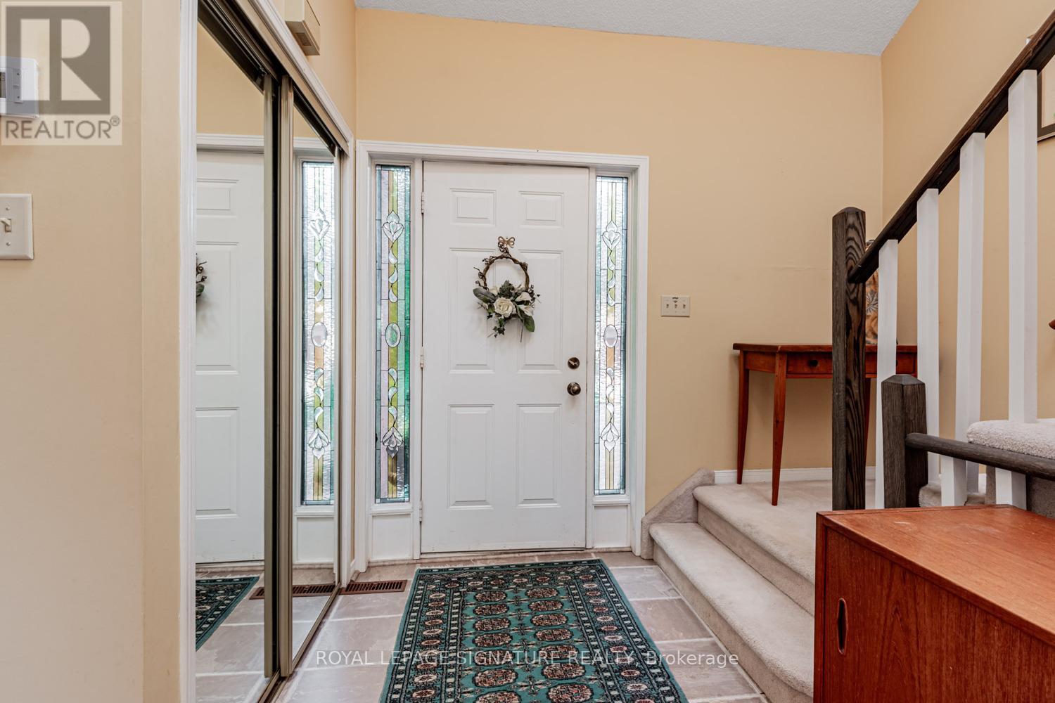 25 Riverview Road, New Tecumseth, Ontario  L9R 1R9 - Photo 3 - N12475840