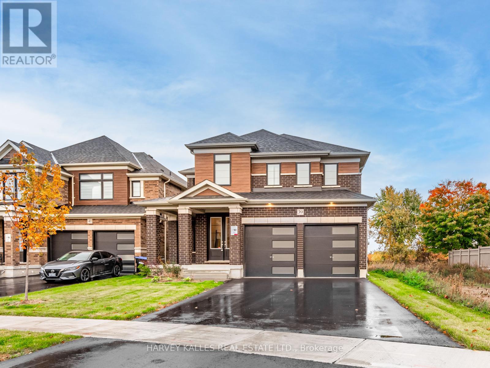 39 Sandhill Crescent, Adjala-Tosorontio (Colgan), Ontario  L0G 1W0 - Photo 2 - N12475869
