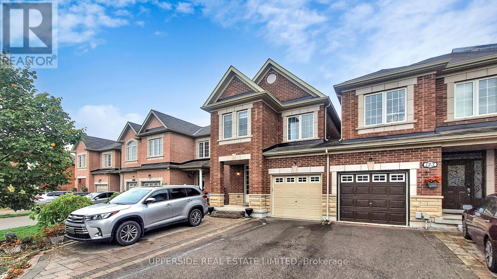 125 WALTER SINCLAIR COURT, Richmond Hill, Ontario