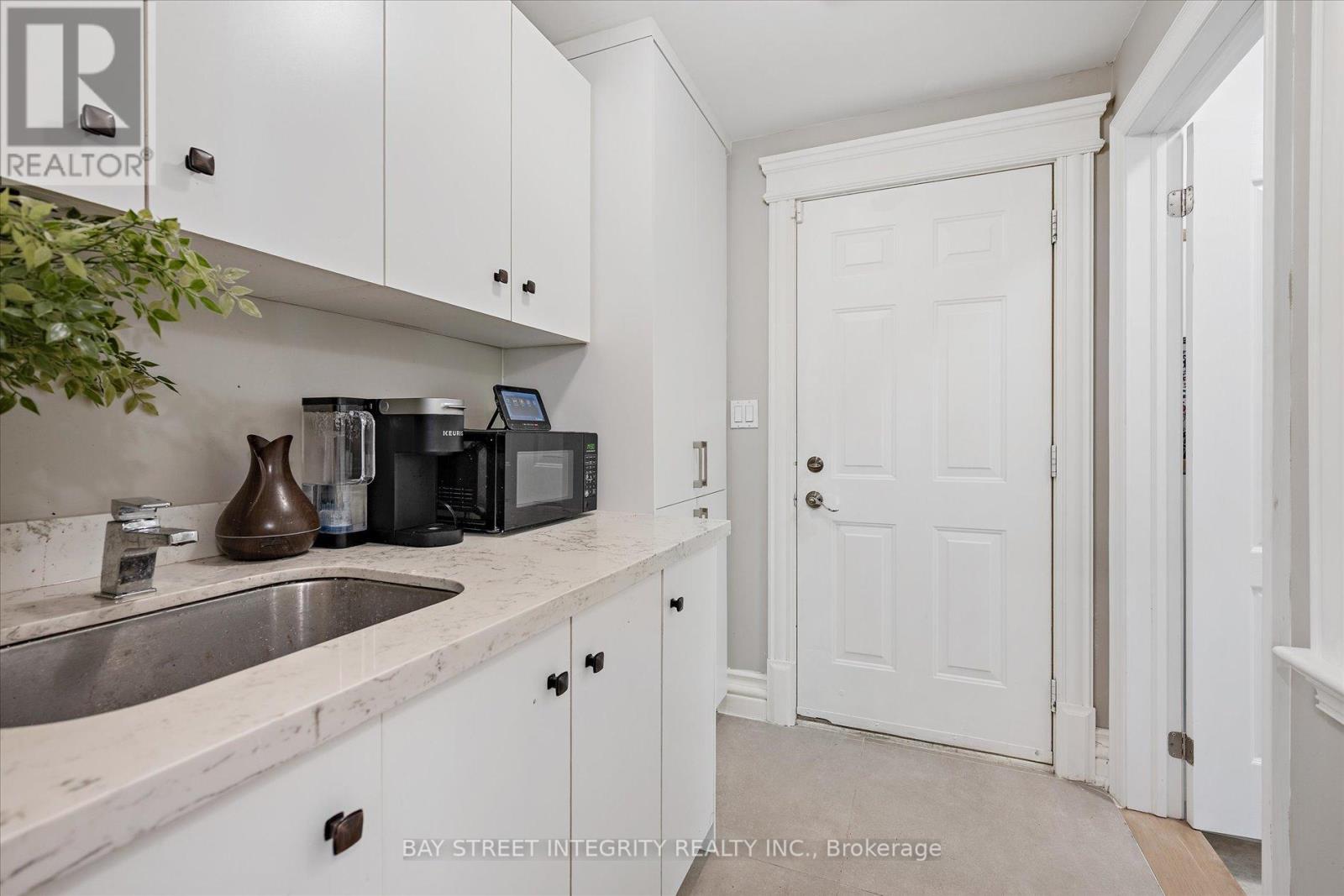 128 Park Crescent, Richmond Hill, Ontario  L4E 3J8 - Photo 19 - N12475885