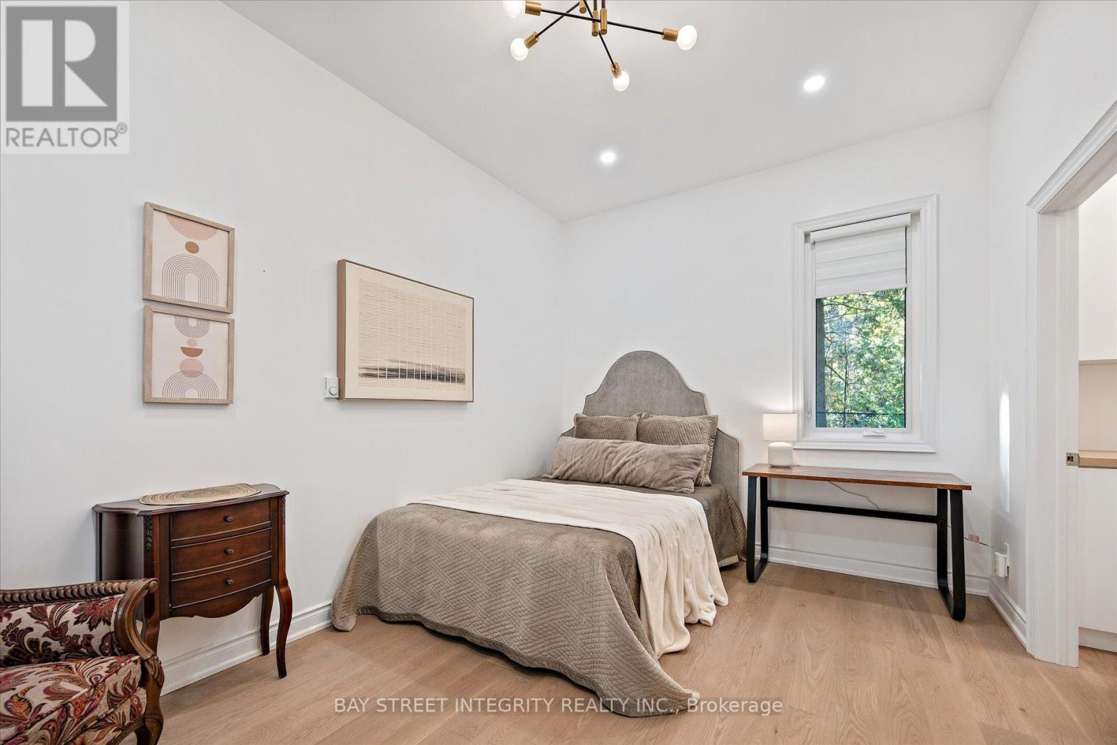 128 Park Crescent, Richmond Hill, Ontario  L4E 3J8 - Photo 22 - N12475885