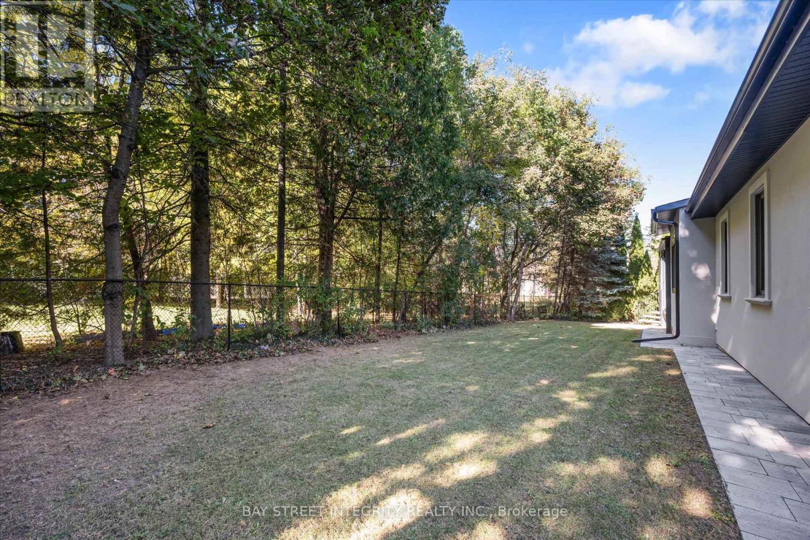 128 Park Crescent, Richmond Hill, Ontario  L4E 3J8 - Photo 46 - N12475885