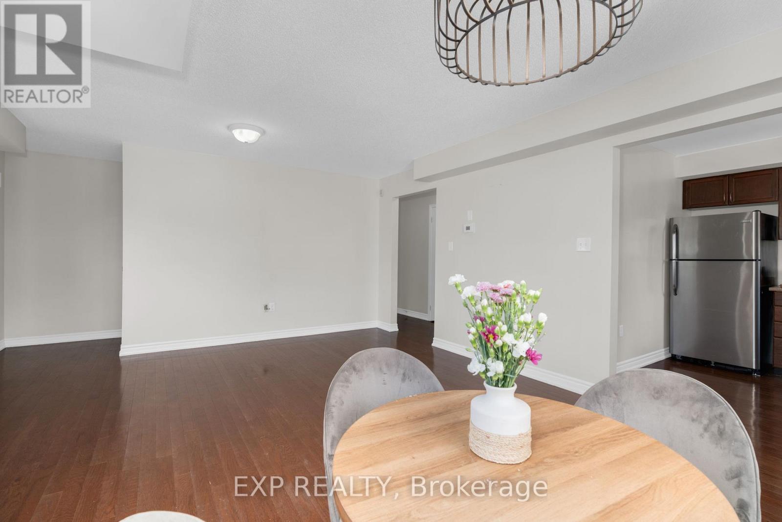 3 - 135 Sydenham Wells, Barrie (Georgian Drive), Ontario  L4M 0H3 - Photo 6 - S12475633
