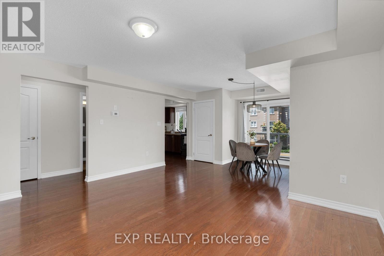 3 - 135 Sydenham Wells, Barrie (Georgian Drive), Ontario  L4M 0H3 - Photo 7 - S12475633