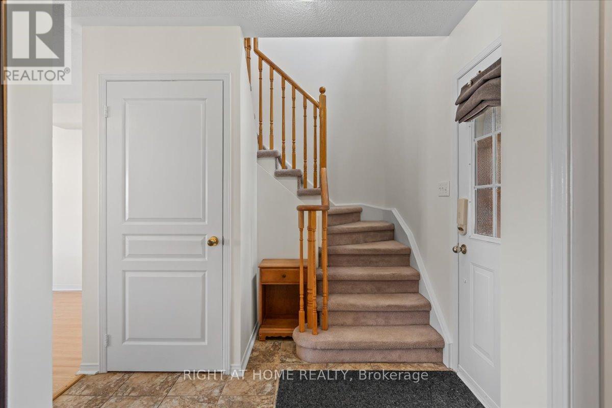 84 Trevino Circle, Barrie, Ontario  L4M 6T8 - Photo 11 - S12475739
