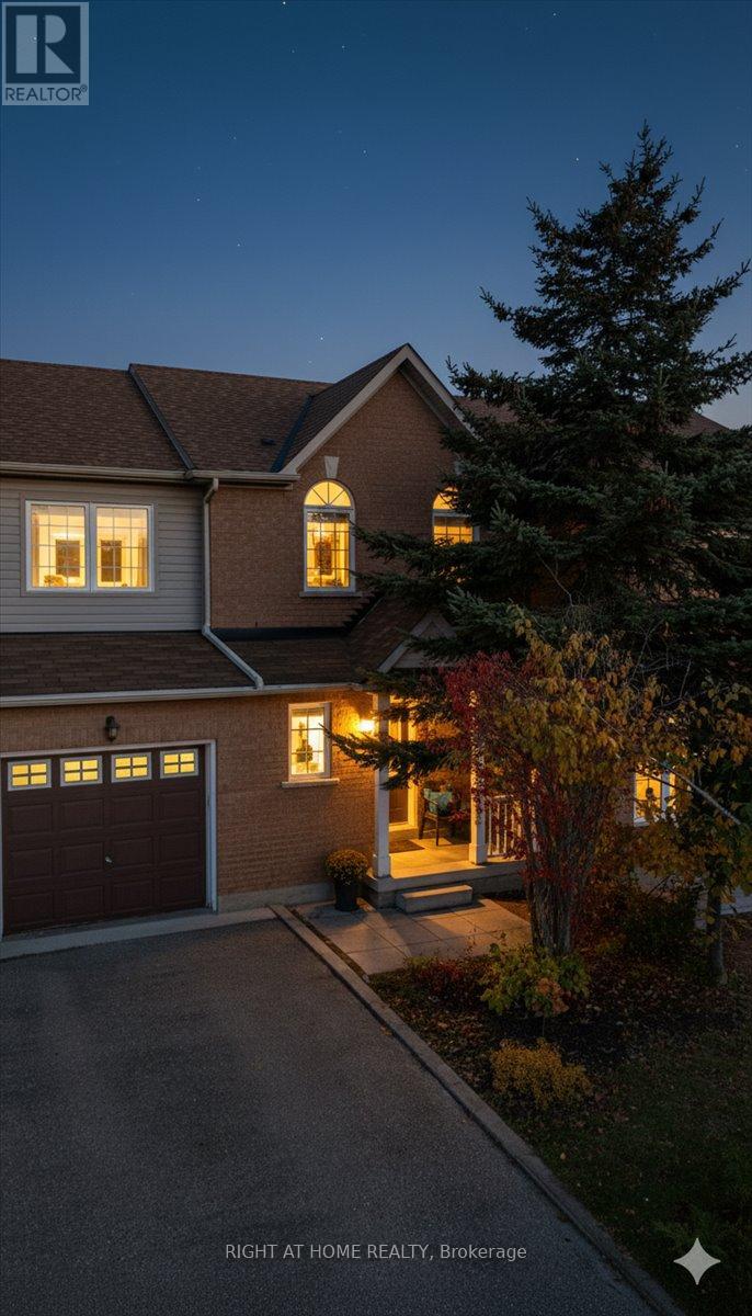84 Trevino Circle, Barrie, Ontario  L4M 6T8 - Photo 2 - S12475739