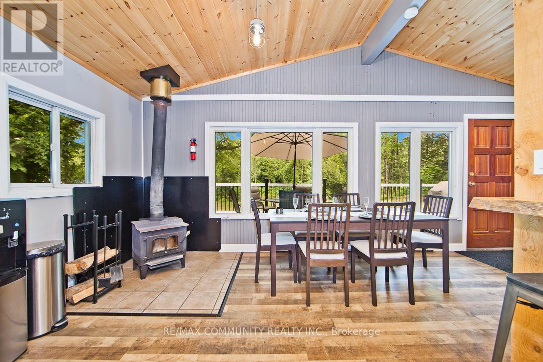 6605 Pioneer Village Lane, Ramara, Ontario  L0K 1W0 - Photo 16 - S12475768