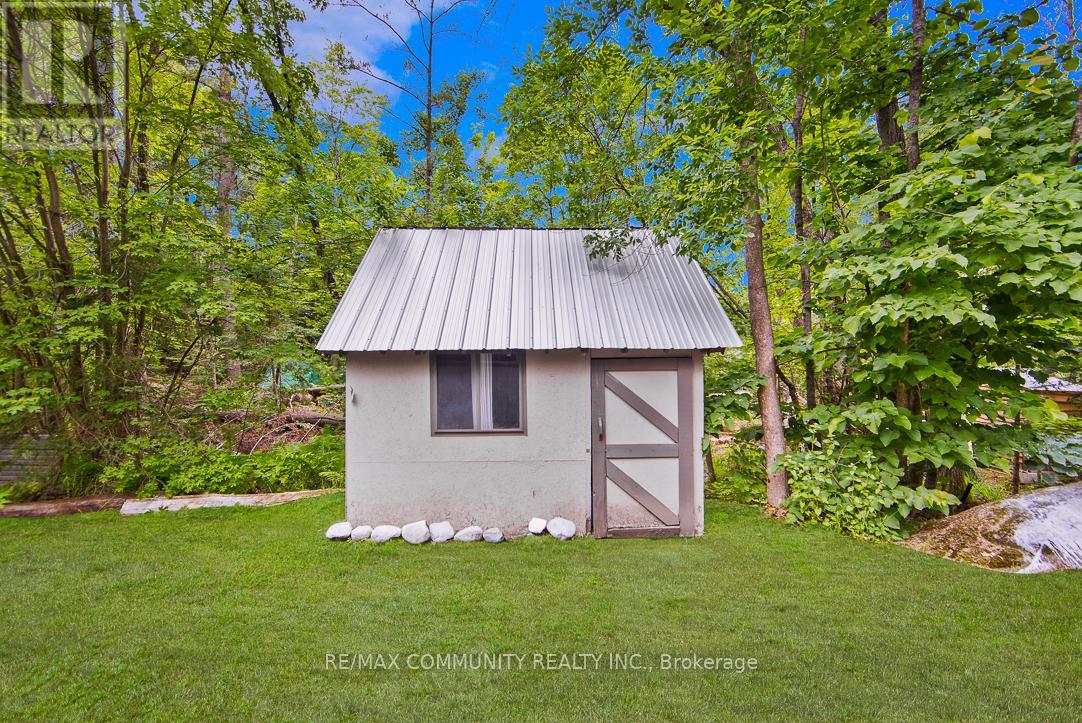 6605 Pioneer Village Lane, Ramara, Ontario  L0K 1W0 - Photo 25 - S12475768