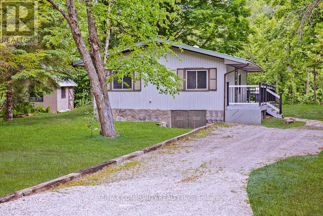 6605 Pioneer Village Lane, Ramara, Ontario  L0K 1W0 - Photo 6 - S12475768