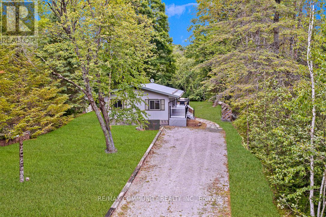 6605 Pioneer Village Lane, Ramara, Ontario  L0K 1W0 - Photo 7 - S12475768