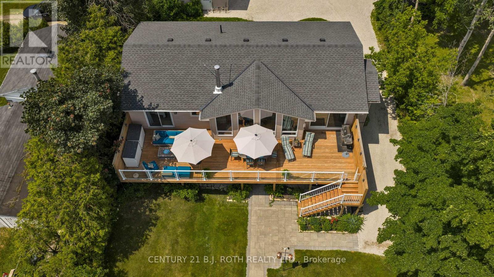 95 Lakeshore Road E, Oro-Medonte, Ontario  L0L 2E0 - Photo 41 - S12475807