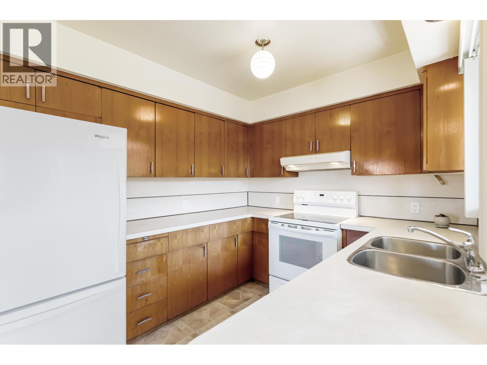 7988 Sussex Avenue, Burnaby, British Columbia  V5J 3W3 - Photo 14 - R3013162