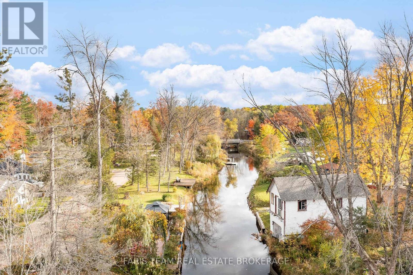 53 Playfair Drive, Tay, Ontario  L0K 2C0 - Photo 35 - S12475824