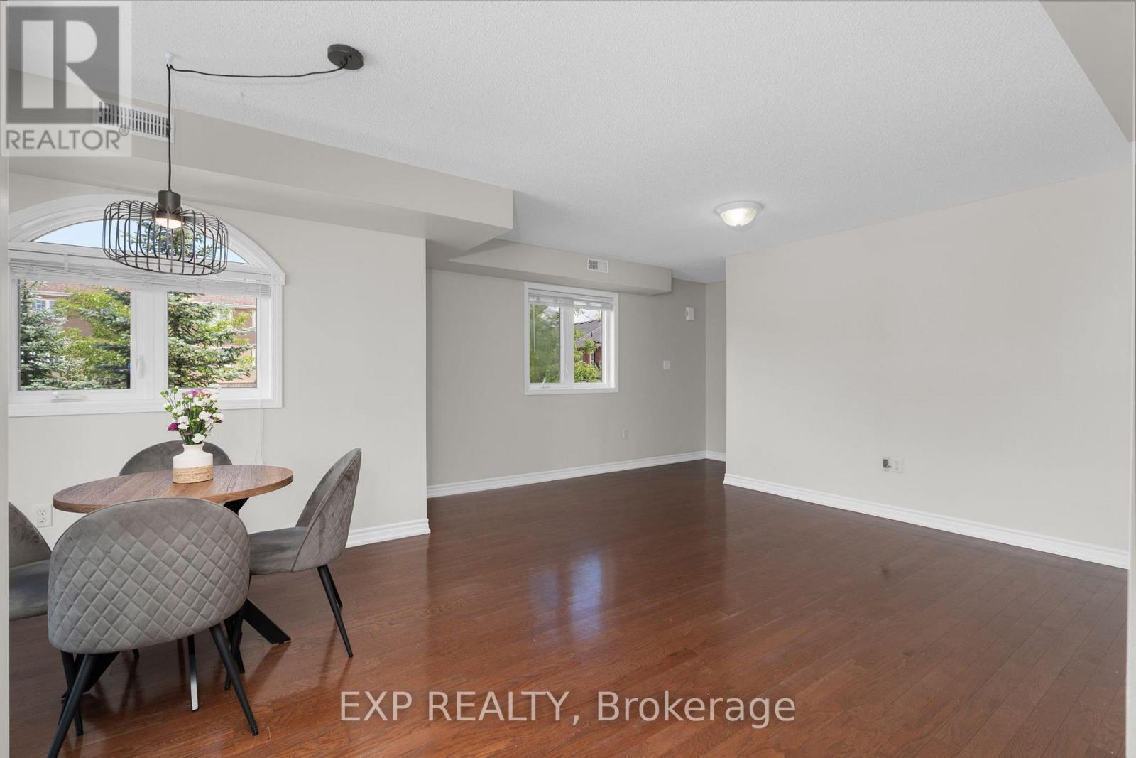 3 - 135 Sydenham Wells, Barrie, Ontario  L4M 0H3 - Photo 6 - S12475827