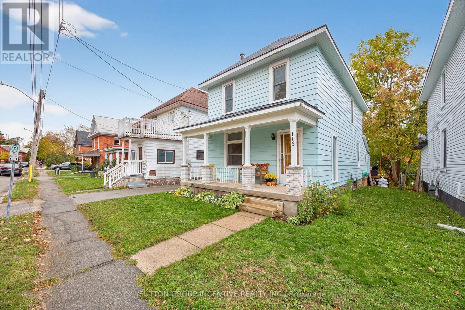 115 Mary Street, Orillia, Ontario  L3V 3E1 - Photo 2 - S12475890