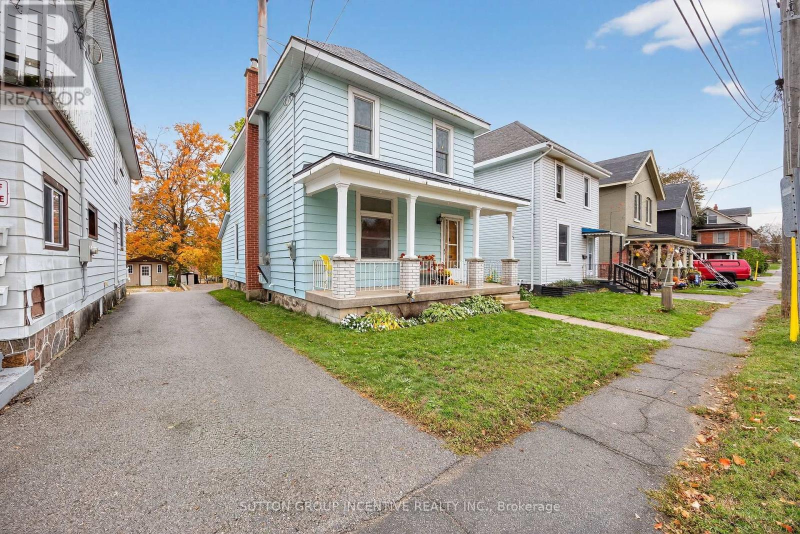 115 Mary Street, Orillia, Ontario  L3V 3E1 - Photo 3 - S12475890