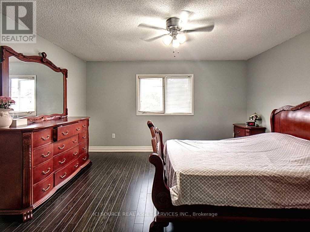 Upper - 28 Mannel Crescent, Brampton, Ontario  L6Y 5E2 - Photo 19 - W12475288
