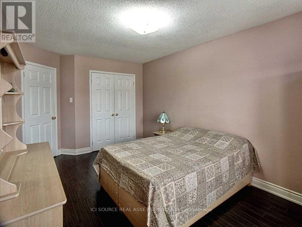 Upper - 28 Mannel Crescent, Brampton, Ontario  L6Y 5E2 - Photo 24 - W12475288