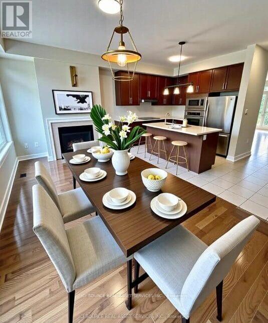 4 - 3215 Thomas Street, Mississauga, Ontario  L5M 0M2 - Photo 4 - W12475294