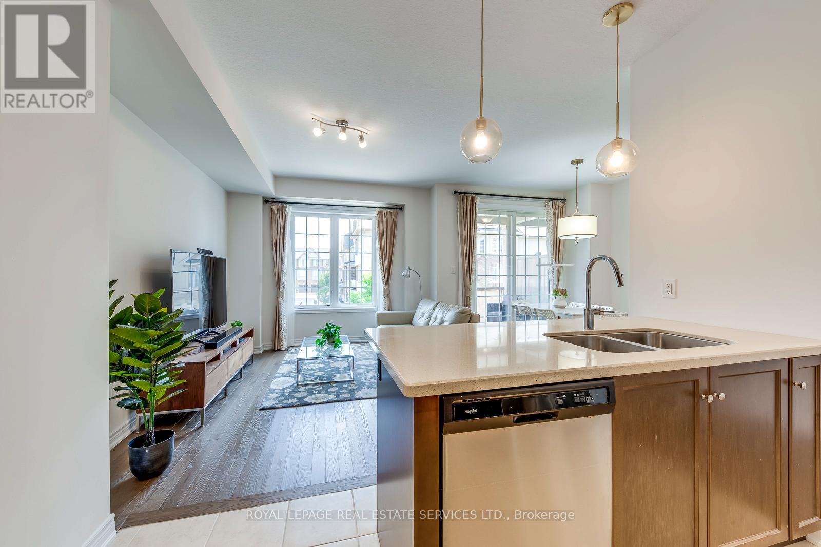 383 Grantham Common, Oakville, Ontario  L6H 0P8 - Photo 18 - W12475309