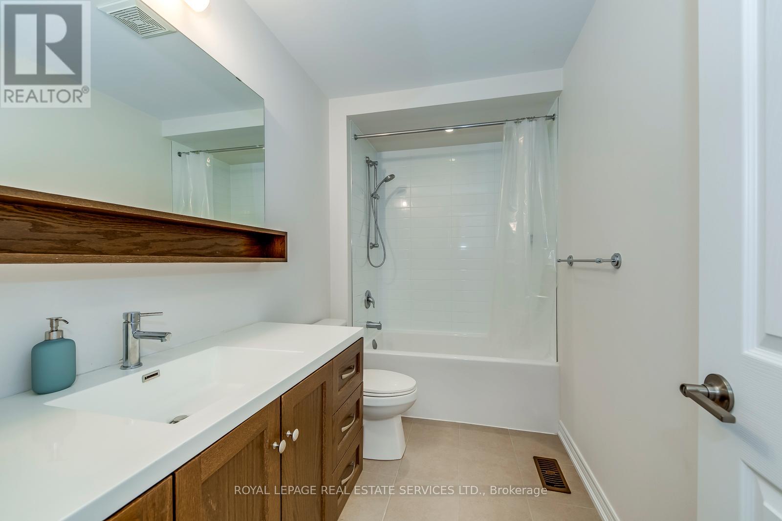 383 Grantham Common, Oakville, Ontario  L6H 0P8 - Photo 32 - W12475309