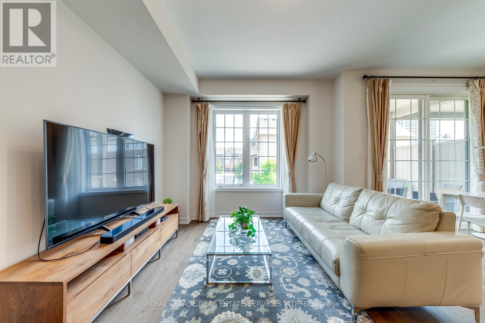 383 Grantham Common, Oakville, Ontario  L6H 0P8 - Photo 8 - W12475309