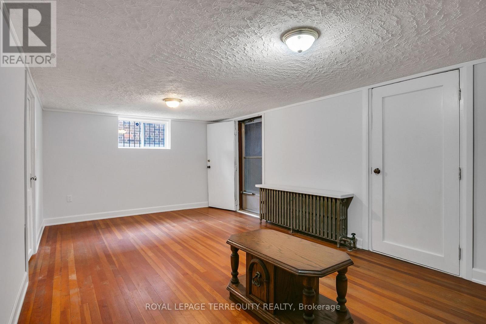 110 Cameron Avenue, Toronto (Keelesdale-Eglinton West), Ontario  M6M 1R3 - Photo 21 - W12475316