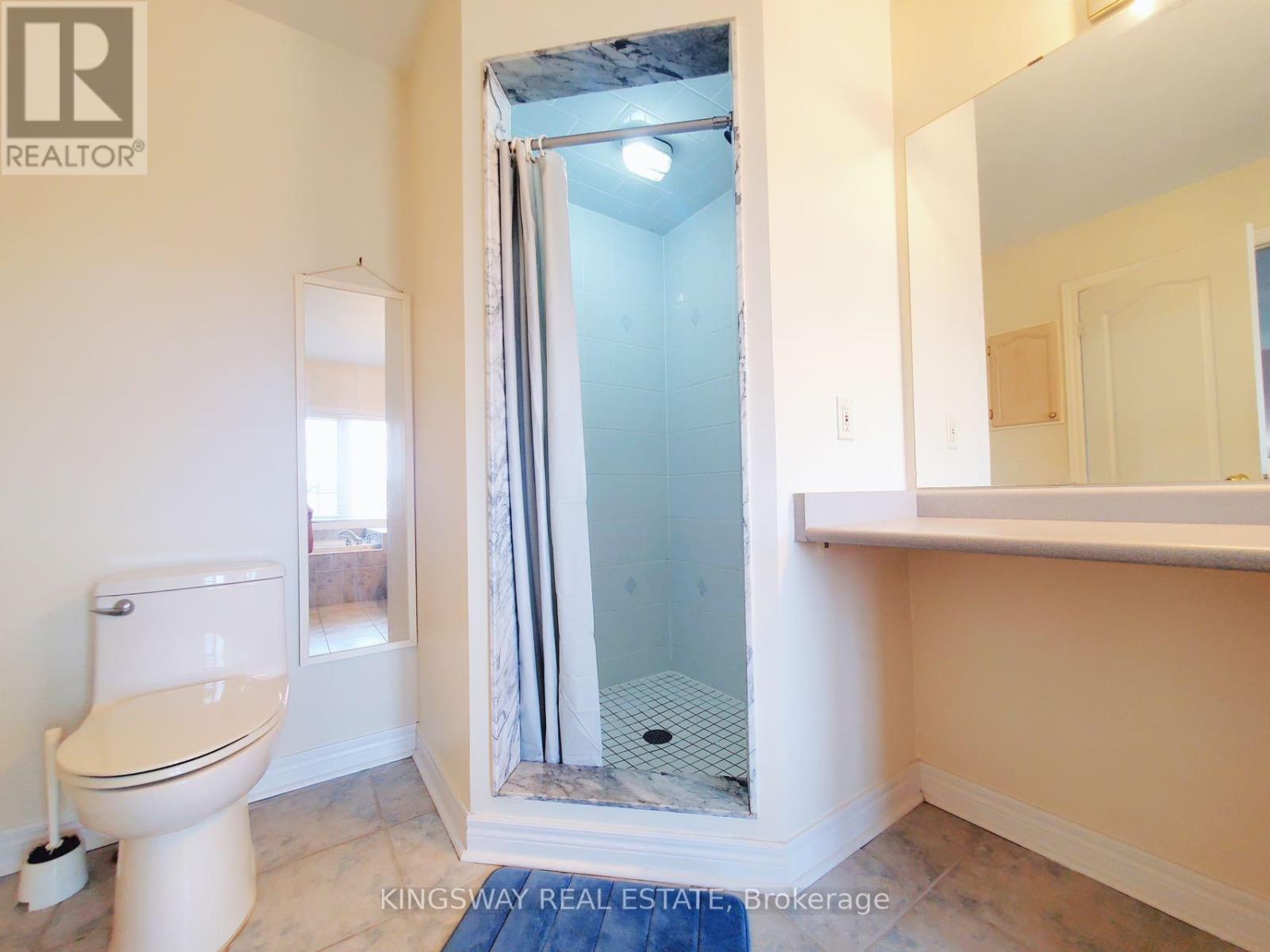 5156 Parkplace Circle, Mississauga, Ontario  L5V 2M2 - Photo 24 - W12475321