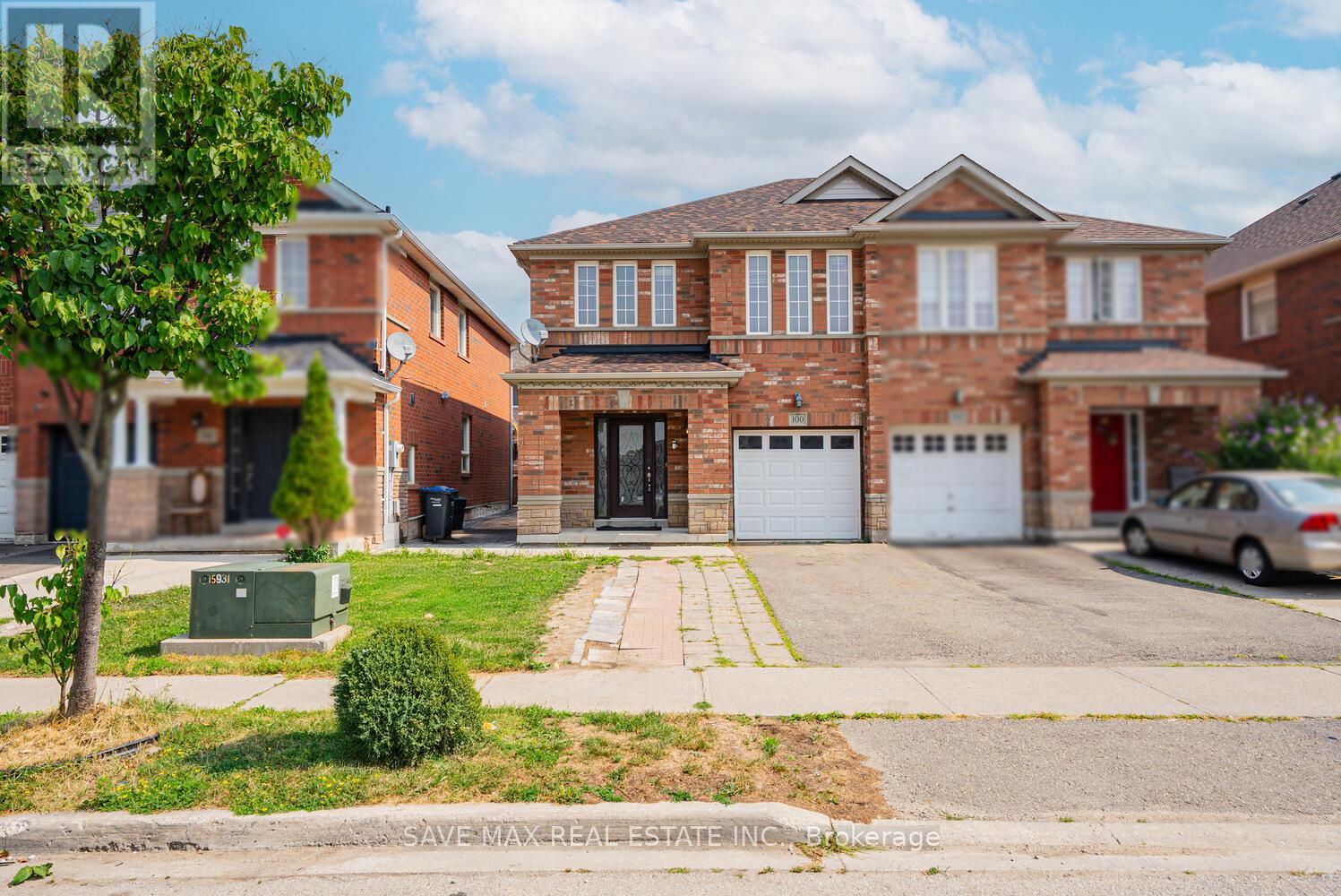 100 Bushmill Circle, Brampton, Ontario  L7A 0K6 - Photo 2 - W12475348