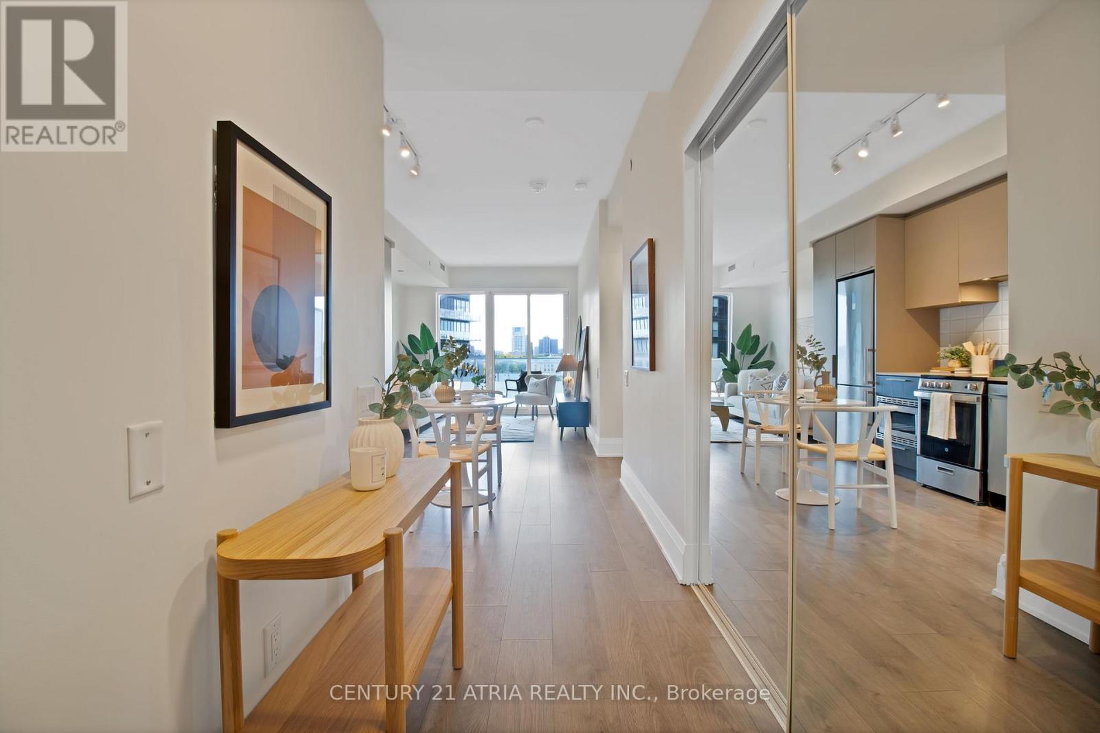 613 - 20 Brin Drive, Toronto, Ontario  M8X 0B2 - Photo 4 - W12475376