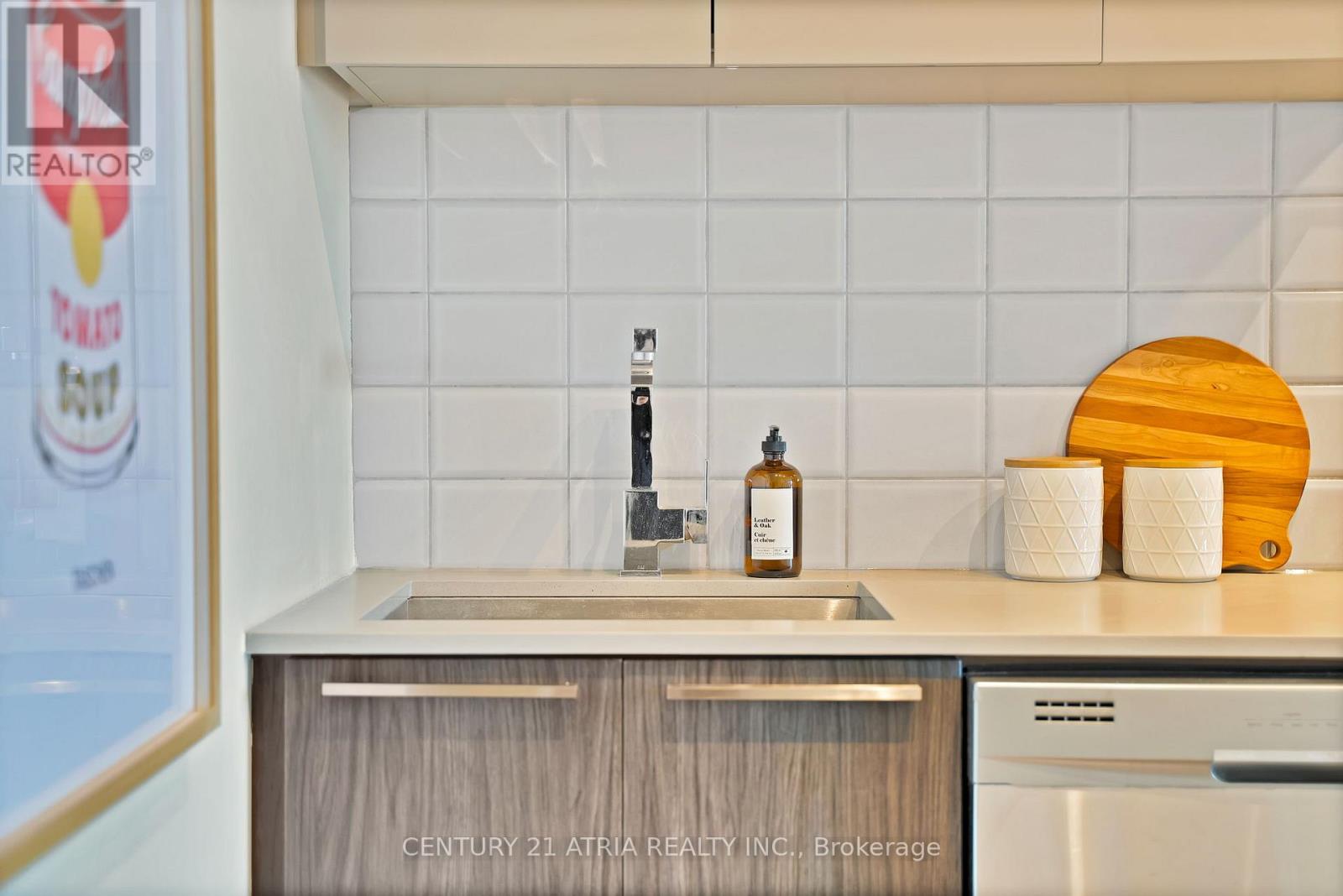 613 - 20 Brin Drive, Toronto, Ontario  M8X 0B2 - Photo 6 - W12475376