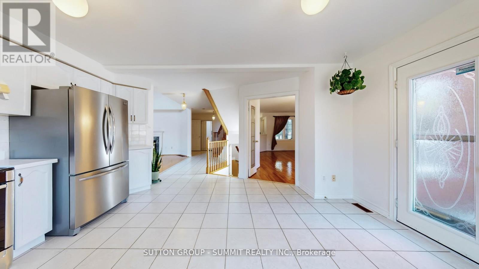 3391 Grand Park Drive, Mississauga (Fairview), Ontario  L5B 4E2 - Photo 15 - W12475378