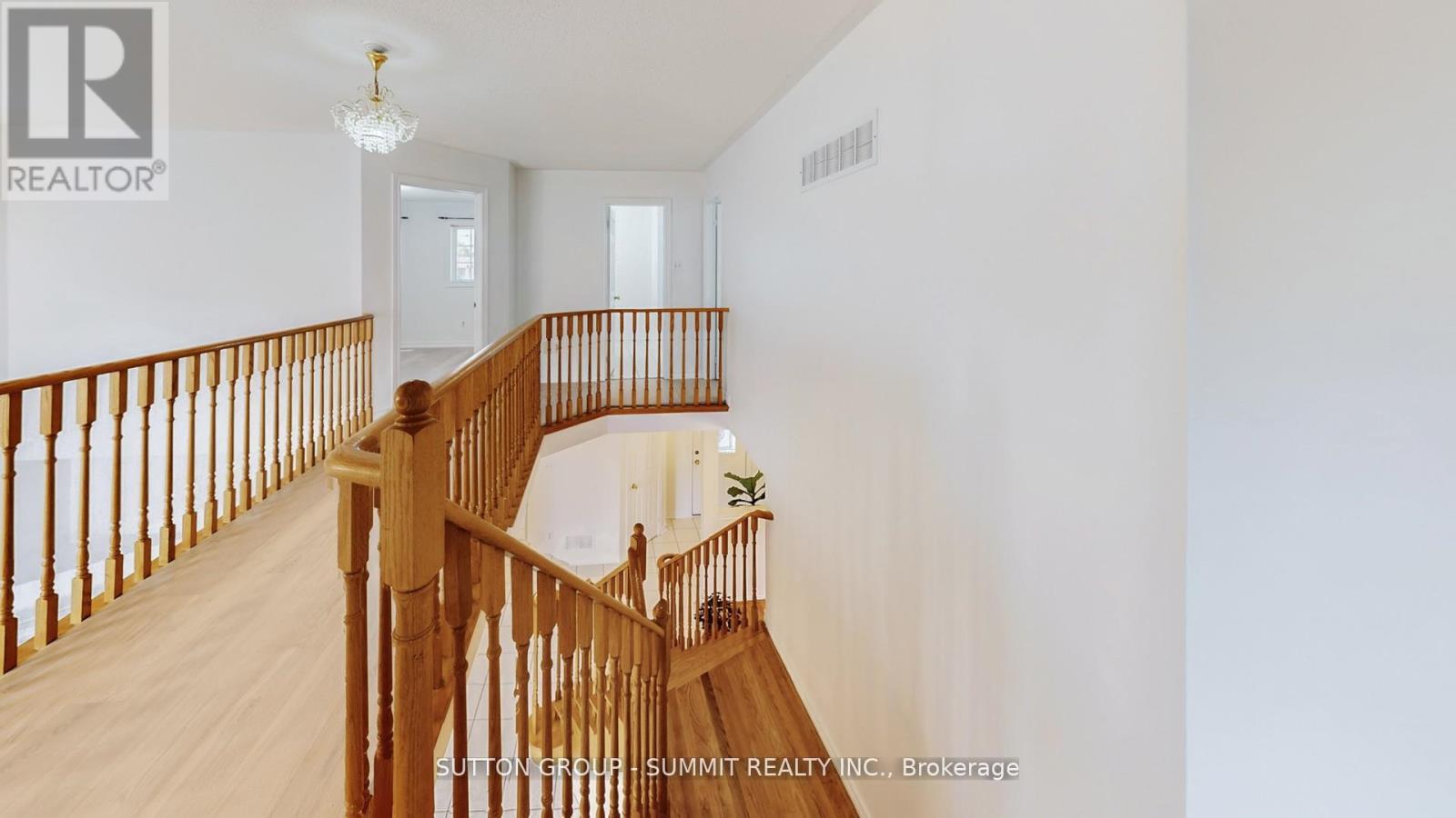 3391 Grand Park Drive, Mississauga (Fairview), Ontario  L5B 4E2 - Photo 23 - W12475378