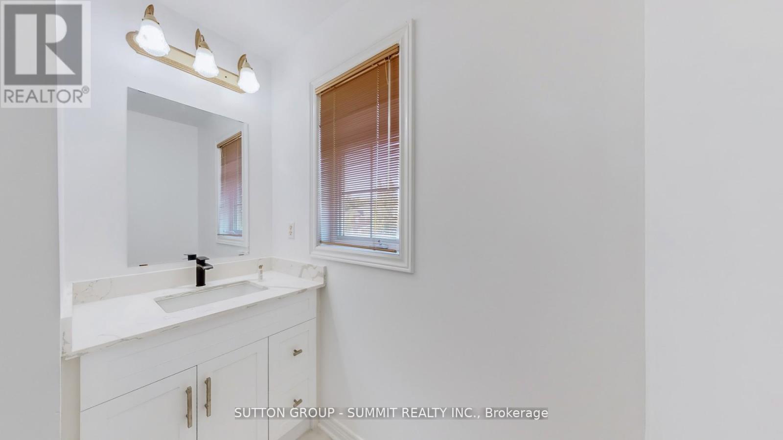 3391 Grand Park Drive, Mississauga (Fairview), Ontario  L5B 4E2 - Photo 30 - W12475378