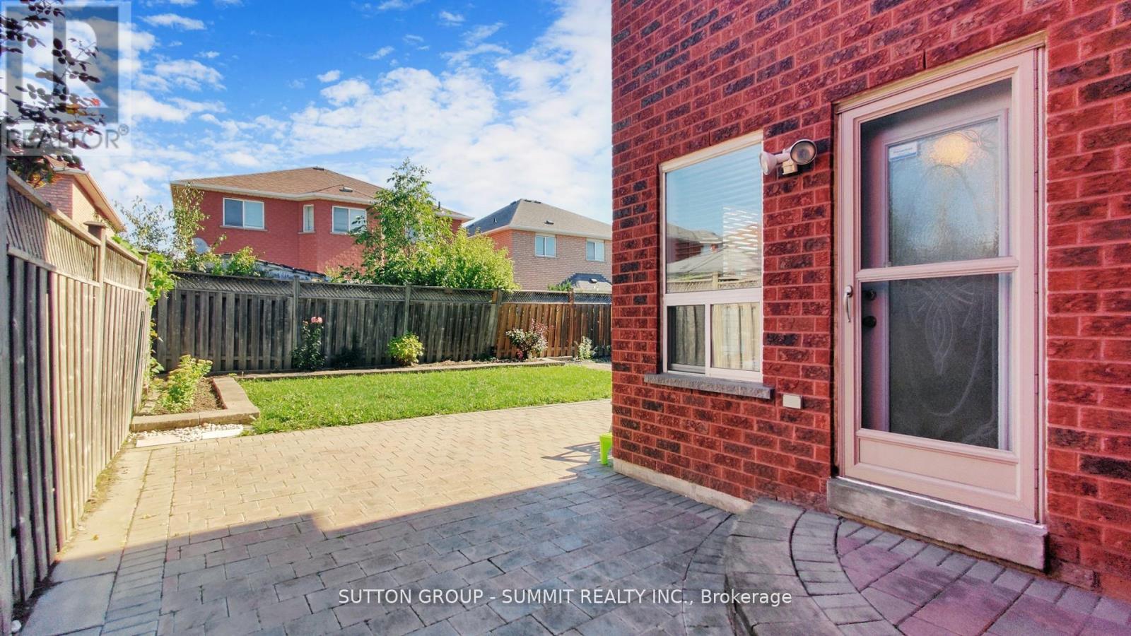 3391 Grand Park Drive, Mississauga (Fairview), Ontario  L5B 4E2 - Photo 50 - W12475378