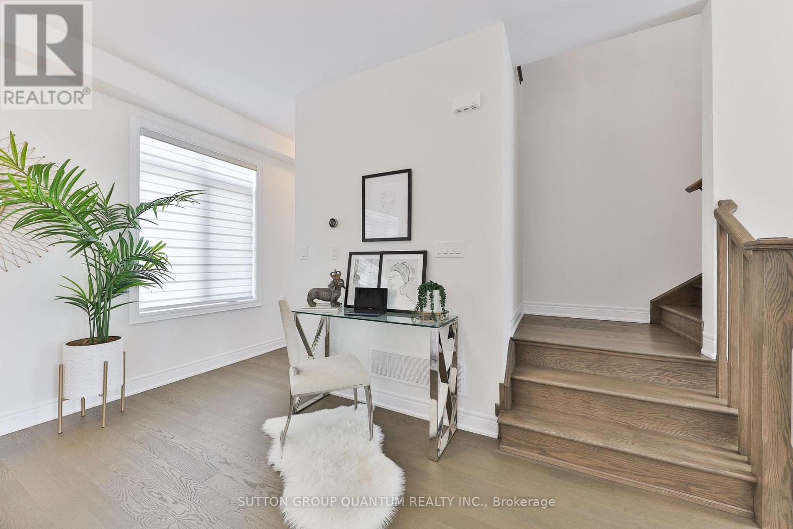 2168 Postmaster Drive, Oakville, Ontario  L6M 5T1 - Photo 13 - W12475410