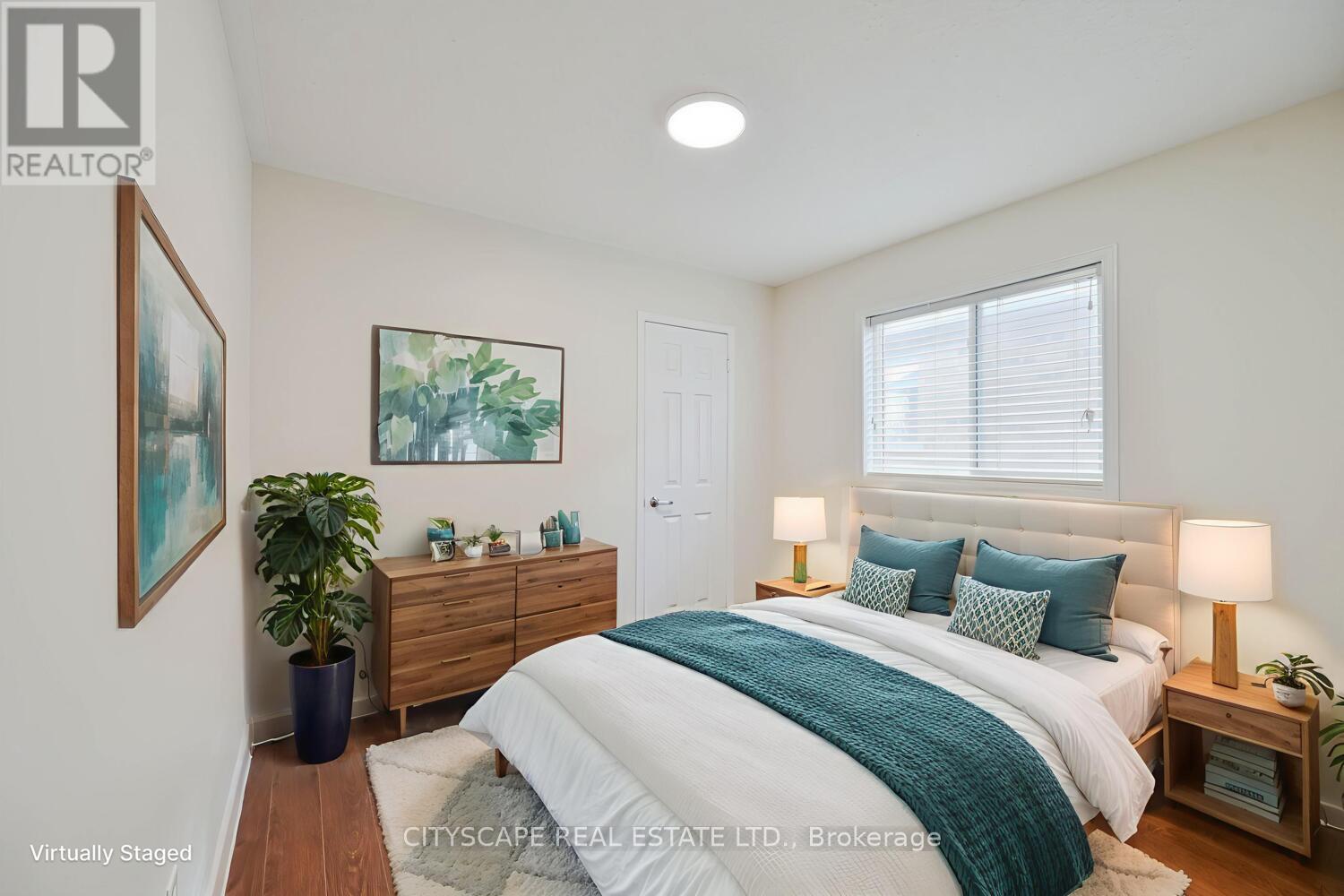 3938 Burdette Terrace, Mississauga, Ontario  L5M 0J2 - Photo 35 - W12475430