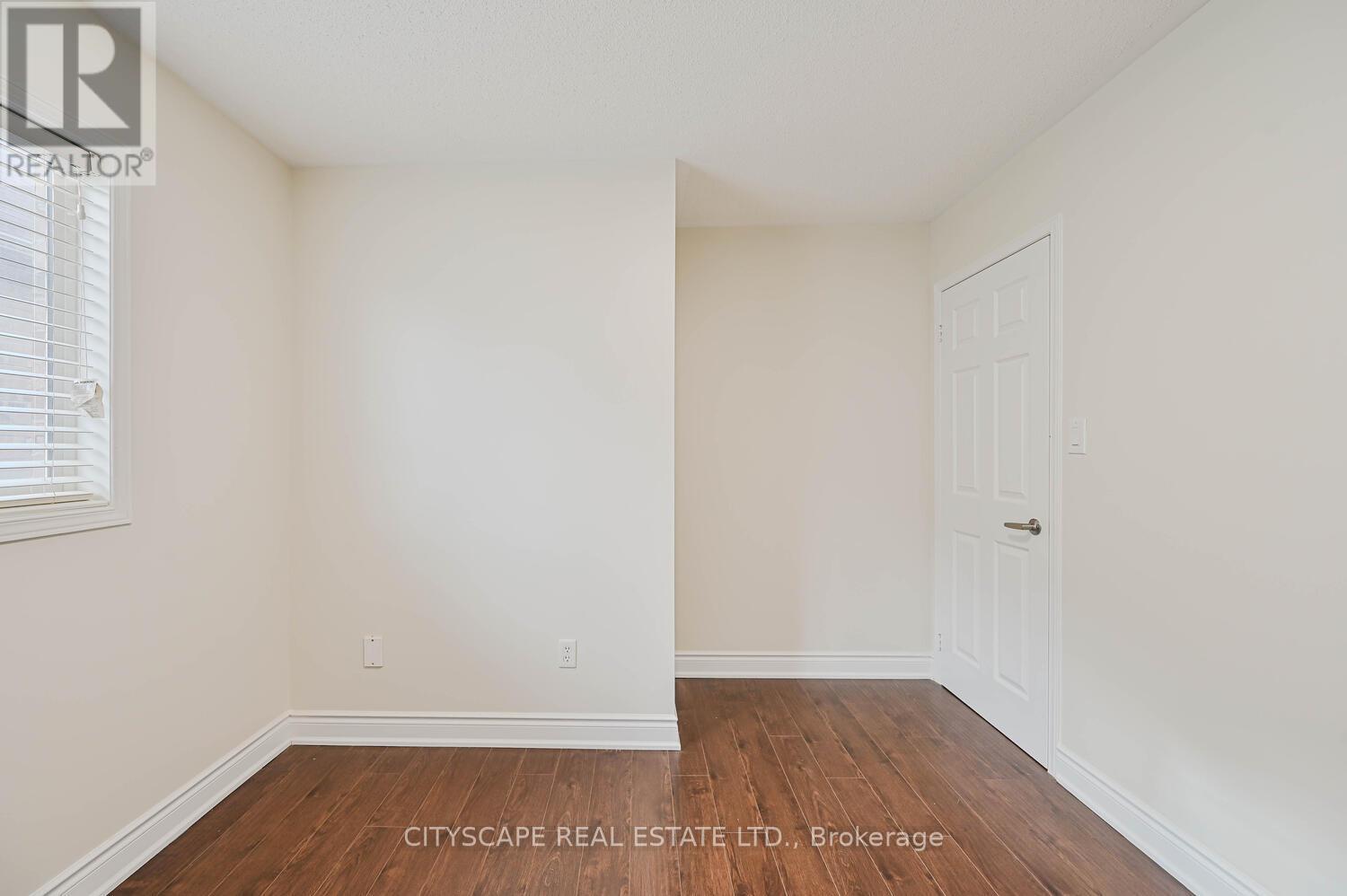 3938 Burdette Terrace, Mississauga, Ontario  L5M 0J2 - Photo 37 - W12475430