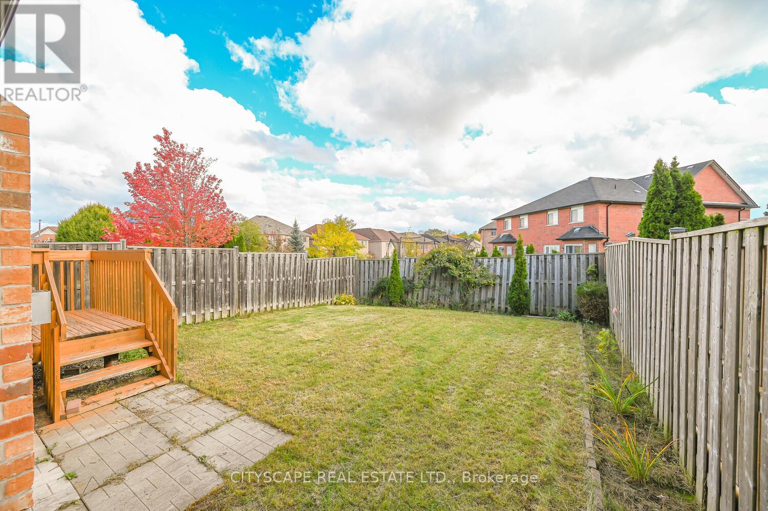 3938 Burdette Terrace, Mississauga, Ontario  L5M 0J2 - Photo 48 - W12475430