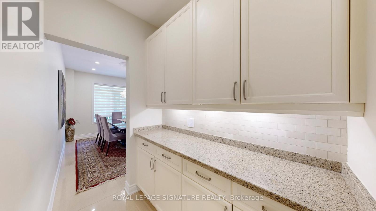 25 Sawston Circle, Brampton (Fletcher's Meadow), Ontario  L7A 2N7 - Photo 15 - W12475456
