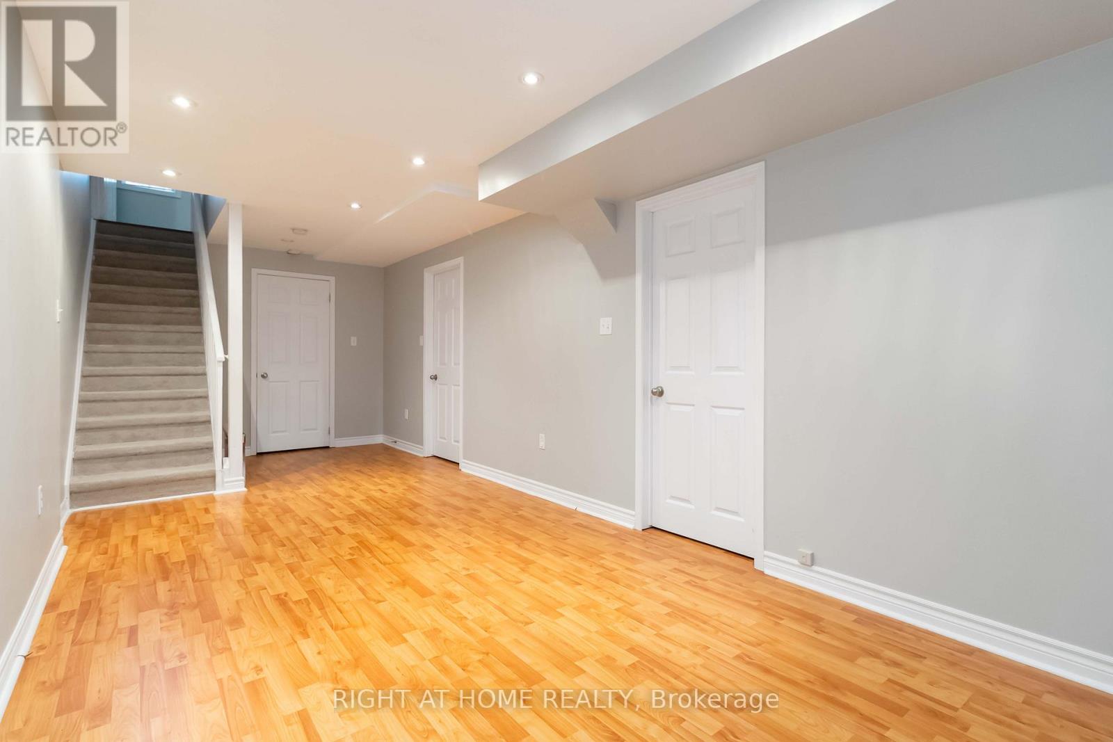 2466 Newcastle Crescent, Oakville, Ontario  L6M 4P3 - Photo 22 - W12475473