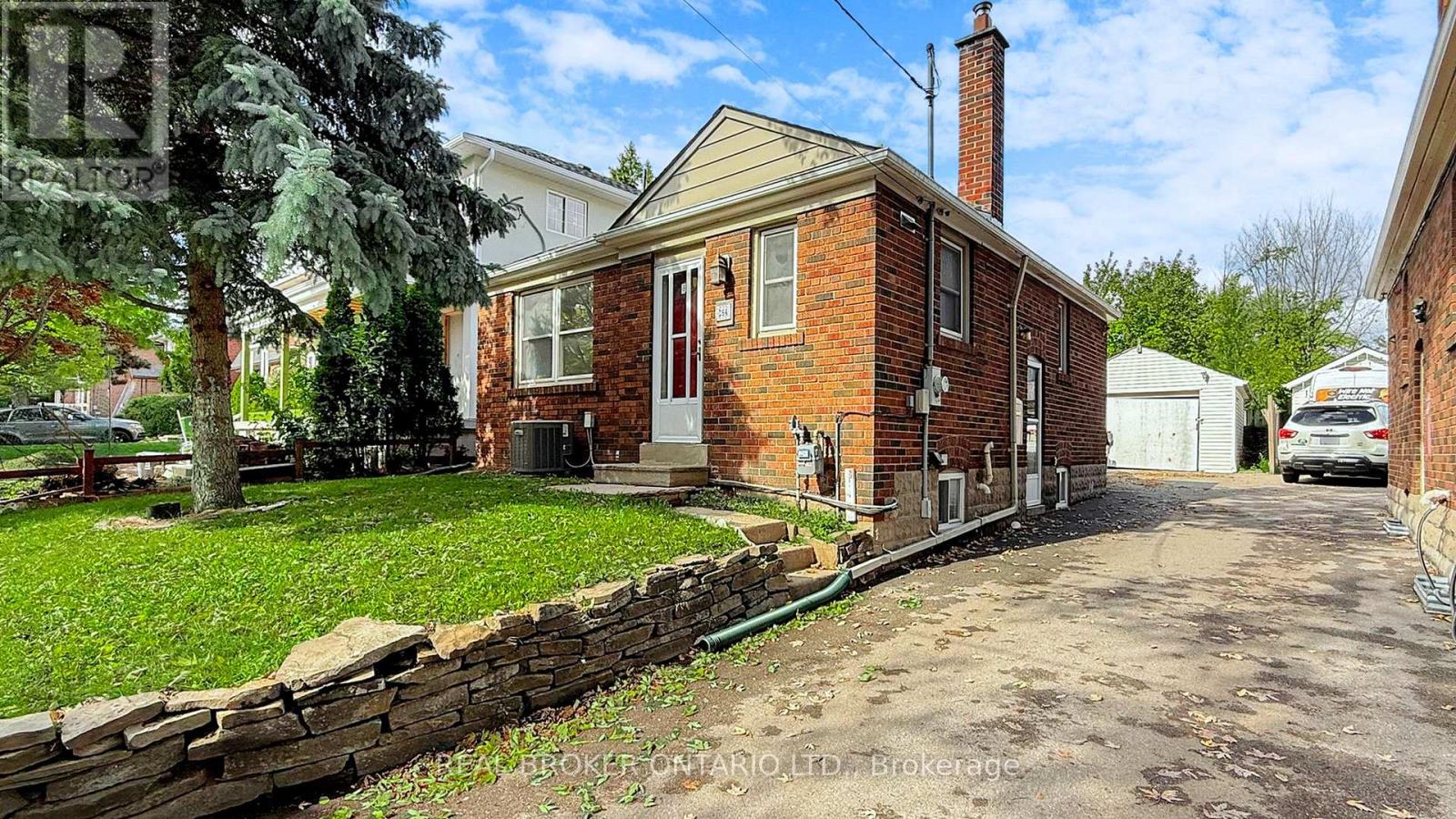 BSMT - 164 WILLIAM STREET, Toronto, Ontario