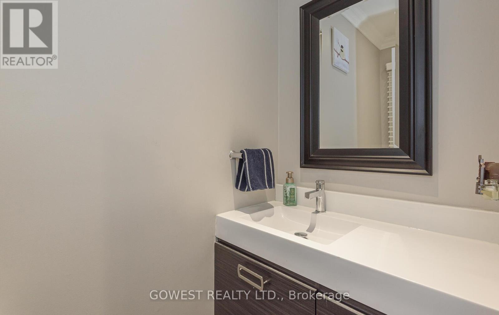 2194 Madden Boulevard, Oakville, Ontario  L6H 3M2 - Photo 17 - W12475513