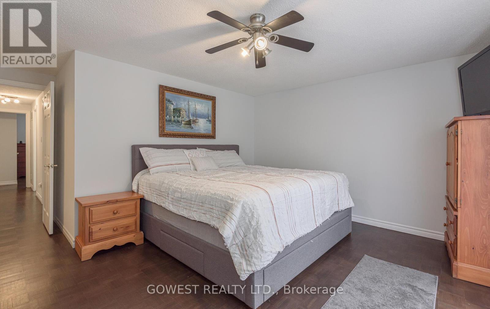 2194 Madden Boulevard, Oakville, Ontario  L6H 3M2 - Photo 22 - W12475513