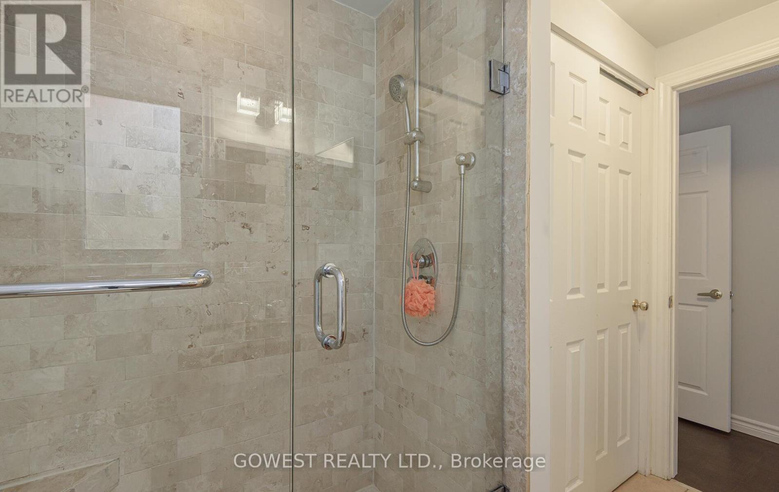 2194 Madden Boulevard, Oakville, Ontario  L6H 3M2 - Photo 25 - W12475513
