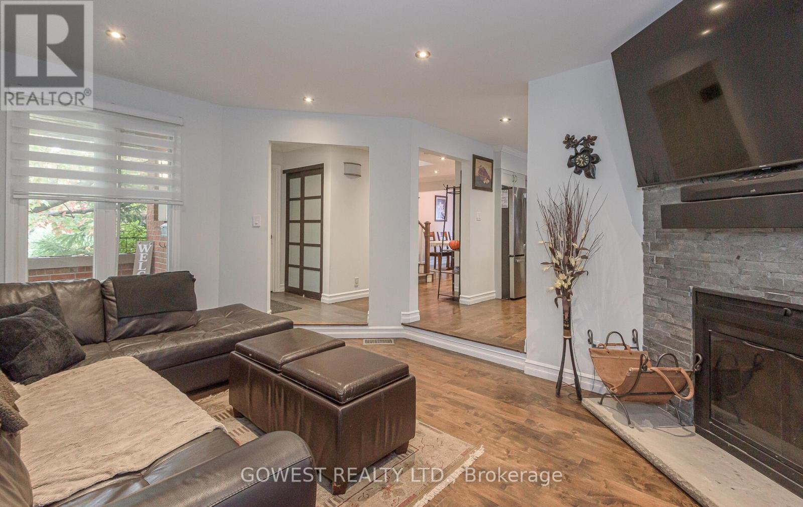 2194 Madden Boulevard, Oakville, Ontario  L6H 3M2 - Photo 6 - W12475513